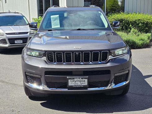 Used 2023 Jeep Grand Cherokee L Limited w/ Luxury Tech Group II AWD/4WD image 2