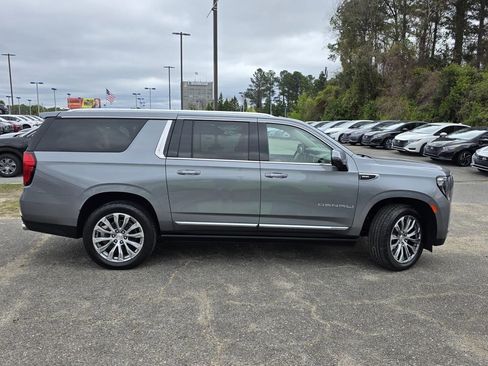 Used 2021 GMC Yukon XL Denali w/ Denali Premium Package AWD/4WD image 57