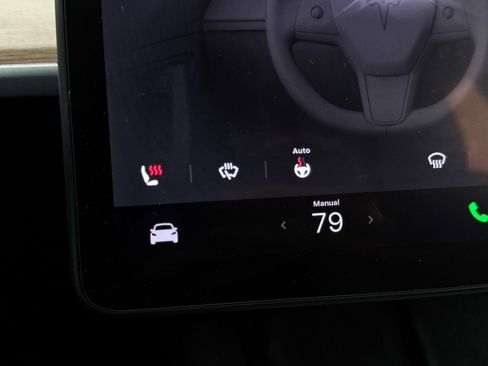 Used 2023 Tesla Model Y Long Range image 28