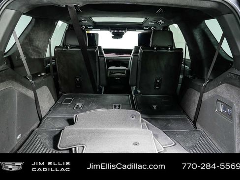 Used 2025 Cadillac Escalade V w/ LPO, ONYX Package image 36