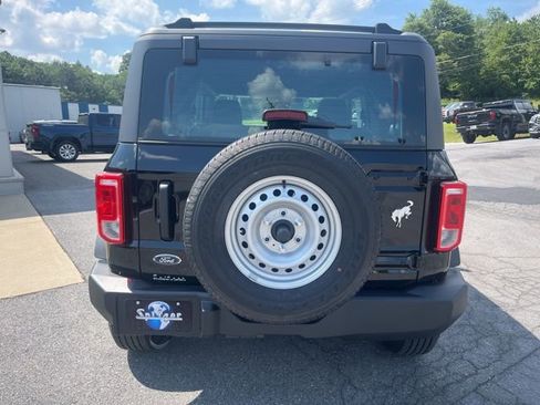 New 2025 Ford Bronco 2-Door image 8