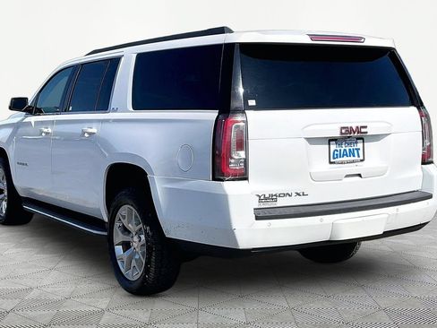 Used 2019 GMC Yukon XL SLE AWD/4WD image 4