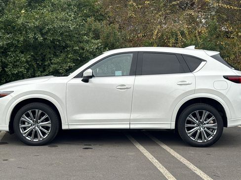 Certified 2025 MAZDA CX-5 Signature image 8