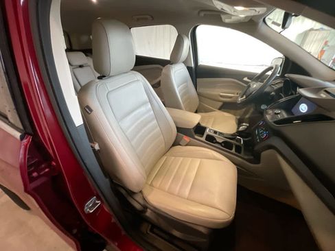 Used 2018 Ford Escape SEL image 24