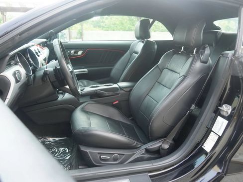 Used 2015 Ford Mustang Premium RWD image 4