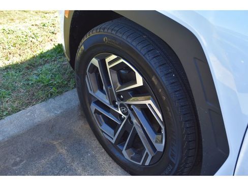 New 2025 Hyundai Tucson Limited image 5