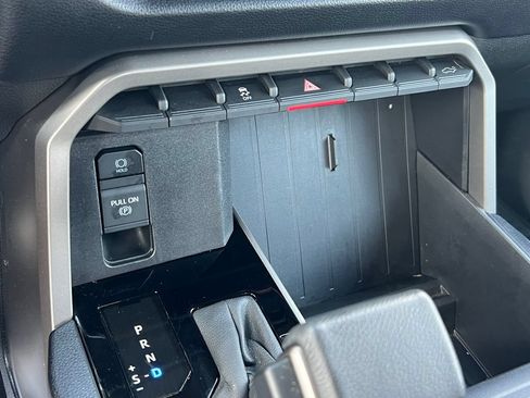 Used 2025 Toyota Tundra SR5 w/ SR5 Premium Package AWD/4WD image 35