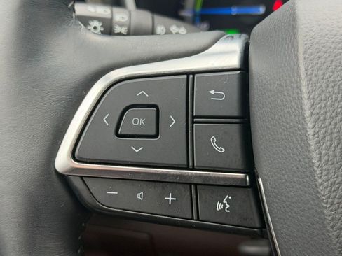 Used 2021 Toyota Highlander Platinum image 17