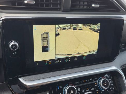 Used 2022 GMC Sierra 1500 Denali AWD/4WD image 26