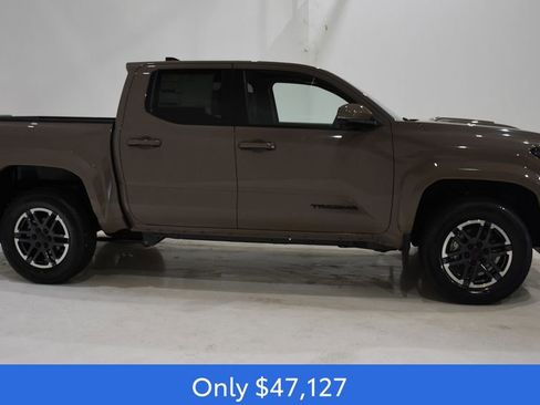 New 2026 Toyota Tacoma TRD Sport image 3