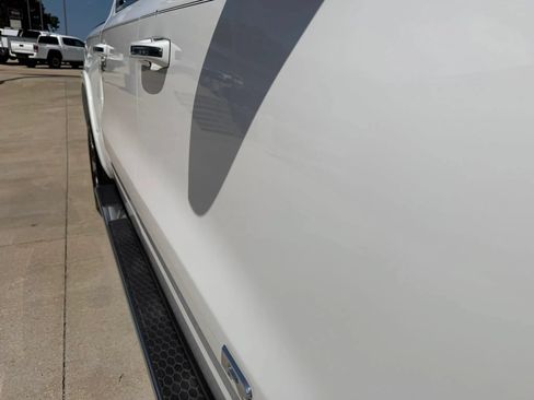 Used 2020 RAM 1500 Laramie AWD/4WD image 62