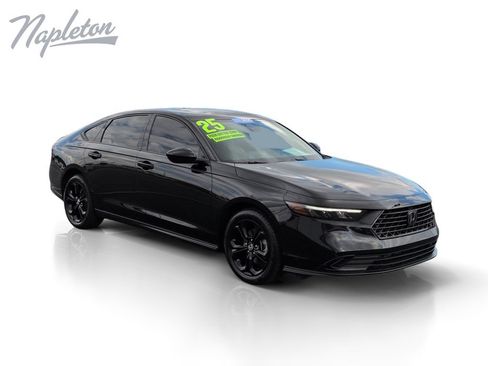Used 2025 Honda Accord SE image 8