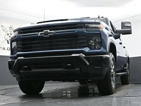 New 2026 Chevrolet Silverado 2500 Custom AWD/4WD image 4