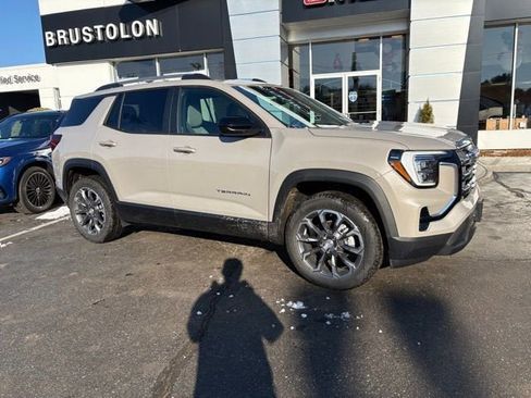 New 2026 GMC Terrain Elevation w/ Elevation Premium Package image 2