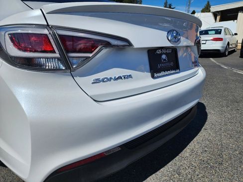 Used 2017 Hyundai Sonata Limited FWD image 39