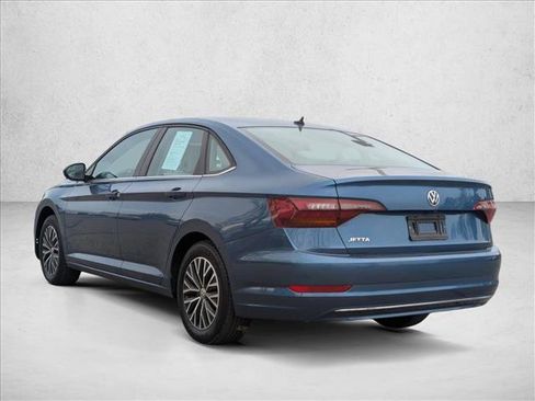 Used 2019 Volkswagen Jetta SE w/ Cold Weather Package image 7