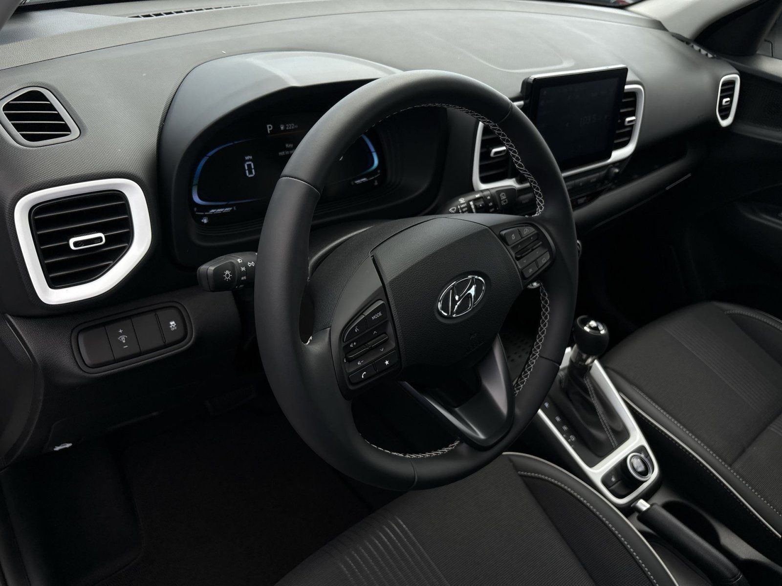 Certified 2026 Hyundai Venue SEL FWD image 16