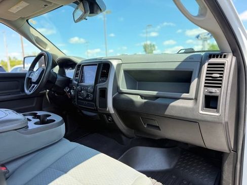 Used 2019 RAM 1500 Express w/ Wheel & Sound Group AWD/4WD image 14