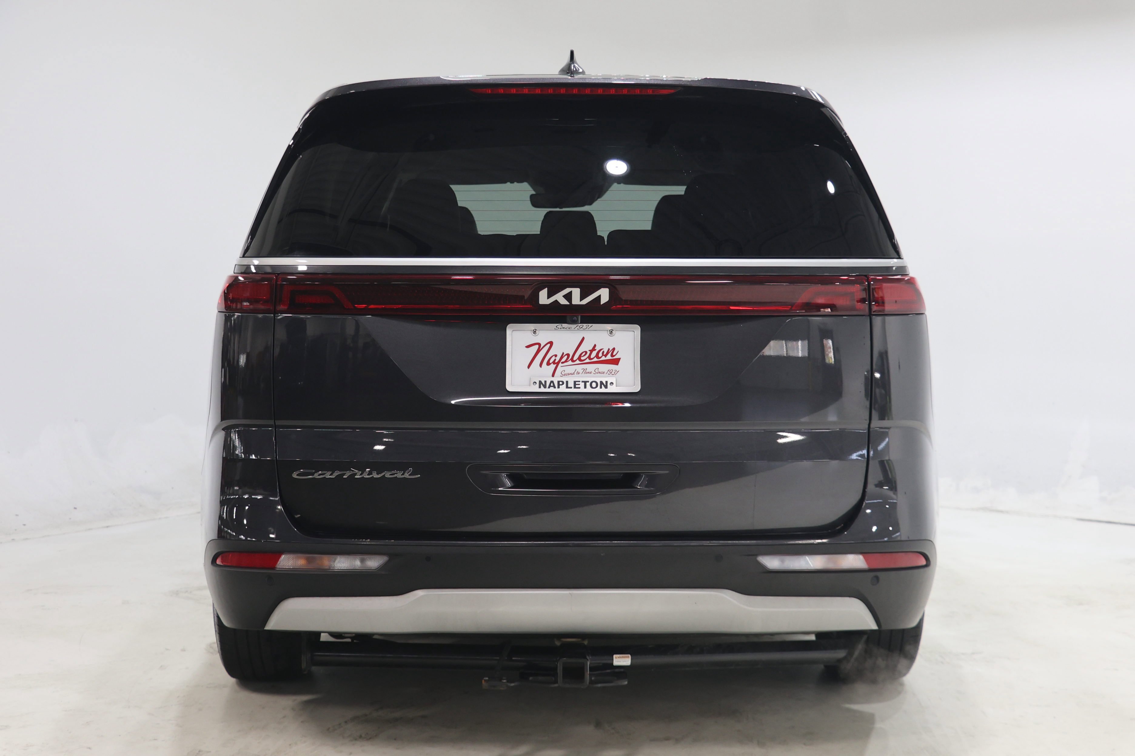 Used 2022 Kia Carnival LX FWD image 7