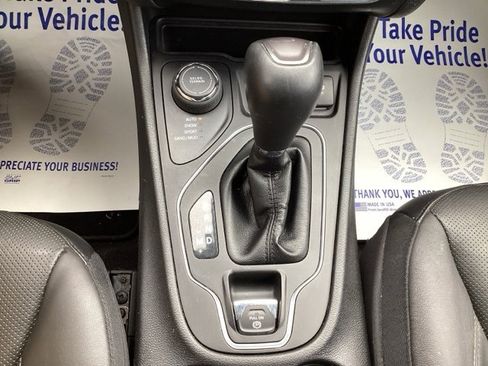 Used 2021 Jeep Cherokee Latitude Lux w/ Trailer Tow Group image 38