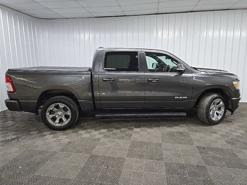 Used 2022 RAM 1500 Big Horn AWD/4WD image 2