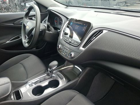 Used 2023 Chevrolet Malibu LT image 11