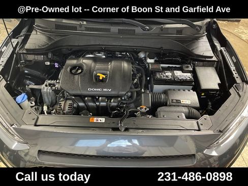 Used 2021 Hyundai Kona SEL AWD/4WD image 10