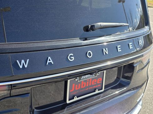 Used 2024 Jeep Wagoneer L Series II RWD image 35