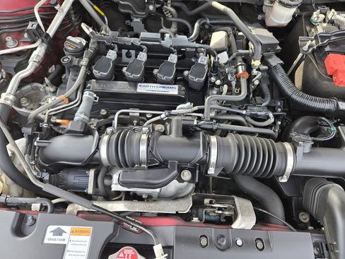 Used 2018 Honda Accord LX image 30