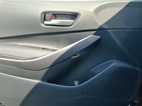 Certified 2025 Toyota Corolla SE FWD image 11