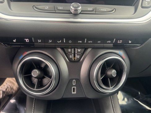 Used 2024 Chevrolet Blazer LT image 20