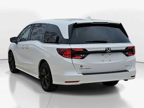 Used 2023 Honda Odyssey Sport image 5