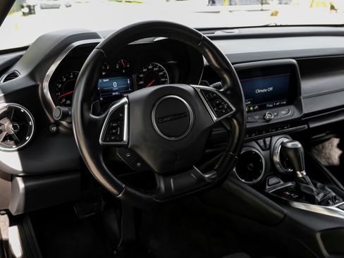 Used 2022 Chevrolet Camaro LT w/ RS Package image 17