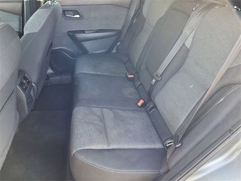 Used 2021 Nissan Rogue SV image 25