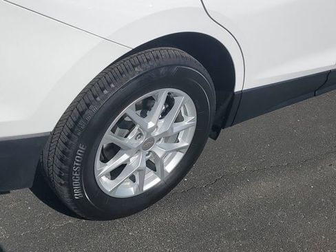 Used 2024 Chevrolet Equinox LT image 5
