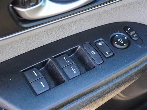 Used 2019 Honda CR-V EX image 27