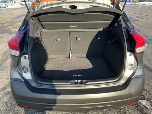 Used 2019 Nissan Kicks SR w/ SR Premium Package image 30