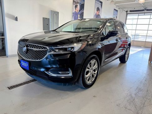 Used 2021 Buick Enclave Avenir w/ Avenir Technology Package image 6