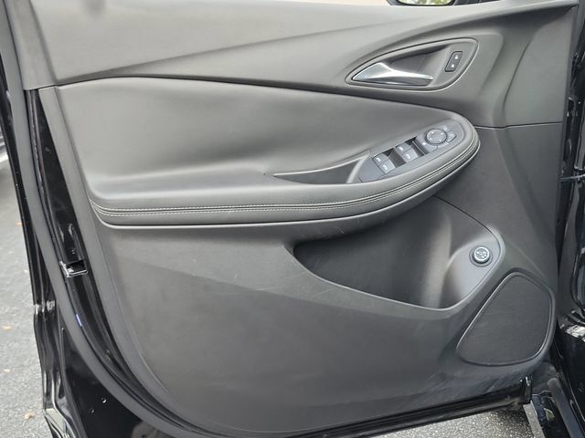 Certified 2023 Buick Encore GX Select w/ Sport Touring Package FWD image 24