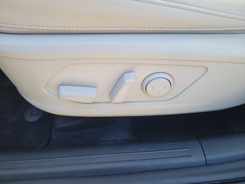 Certified 2025 Kia Sorento S w/ Panoramic Sunroof Package FWD image 24