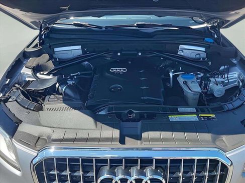 Used 2017 Audi Q5 2.0T Premium w/ Audi MMI Navigation Plus AWD/4WD image 9