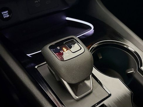 Certified 2024 Nissan Rogue SL AWD/4WD image 18