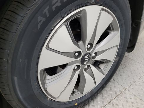 Used 2018 Kia Optima Premium w/ Convenience Package image 31