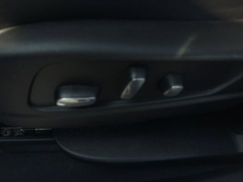 Used 2023 Cadillac XT5 Premium Luxury w/ Technology Package image 16