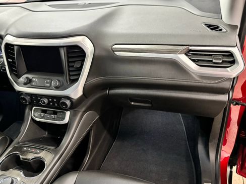 Used 2023 GMC Acadia SLT w/ Elevation Edition FWD image 21