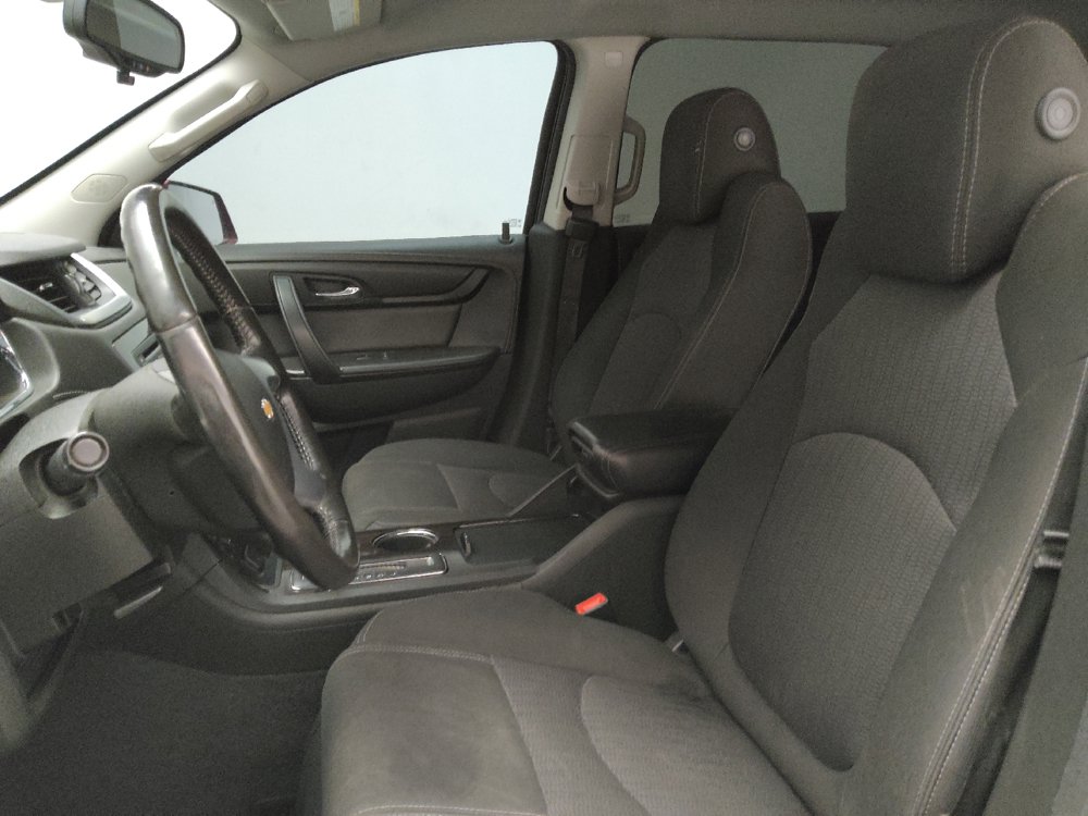 Used 2016 Chevrolet Traverse LT FWD image 17