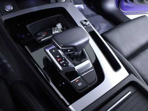 Used 2021 Audi Q5 Prestige image 31