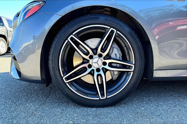 Used 2018 Mercedes-Benz E 43 AMG 4MATIC Sedan image 5