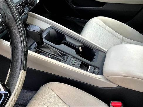 Used 2023 Honda Accord EX image 19