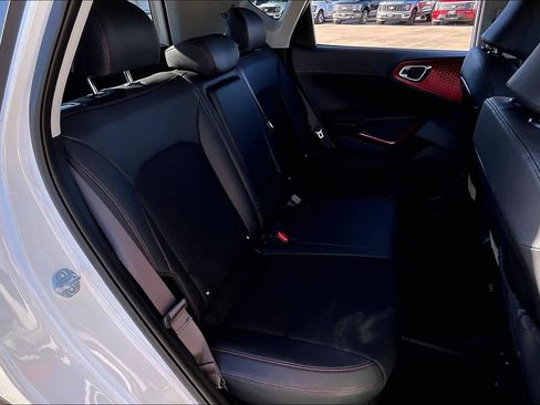 Used 2025 Kia Soul GT-Line image 18